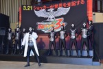 『スーパーヒーロー大戦GP 仮面ライダー3号』完成披露イベントに登壇した及川光博