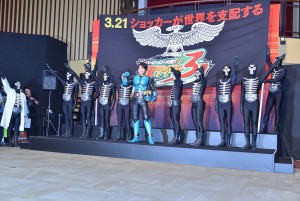 『スーパーヒーロー大戦GP 仮面ライダー3号』完成披露イベントに登壇した及川光博