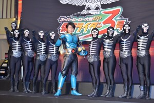 『スーパーヒーロー大戦GP 仮面ライダー3号』完成披露イベントに登壇した及川光博