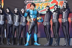 『スーパーヒーロー大戦GP 仮面ライダー3号』完成披露イベントに登壇した及川光博