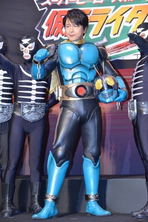 『スーパーヒーロー大戦GP 仮面ライダー3号』完成披露イベントに登壇した及川光博