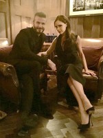 デヴィッド・ベッカム、愛妻ヴィクトリアとのデートナイト写真を披露