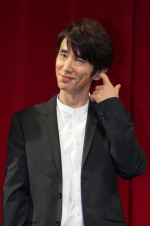 『エイプリルフールズ』完成披露試写会に登壇したユースケ・サンタマリア