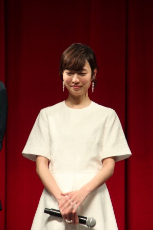 『エイプリルフールズ』完成披露試写会に登壇した戸田恵梨香