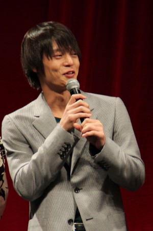 『エイプリルフールズ』完成披露試写会に登壇した窪田正孝