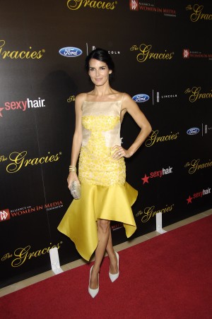 アンジー・ハーモン