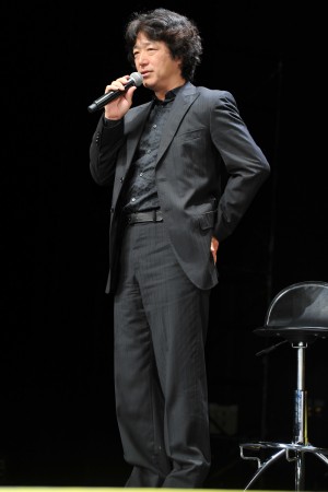 羽住英一郎監督、『暗殺教室』完成報告会見にて