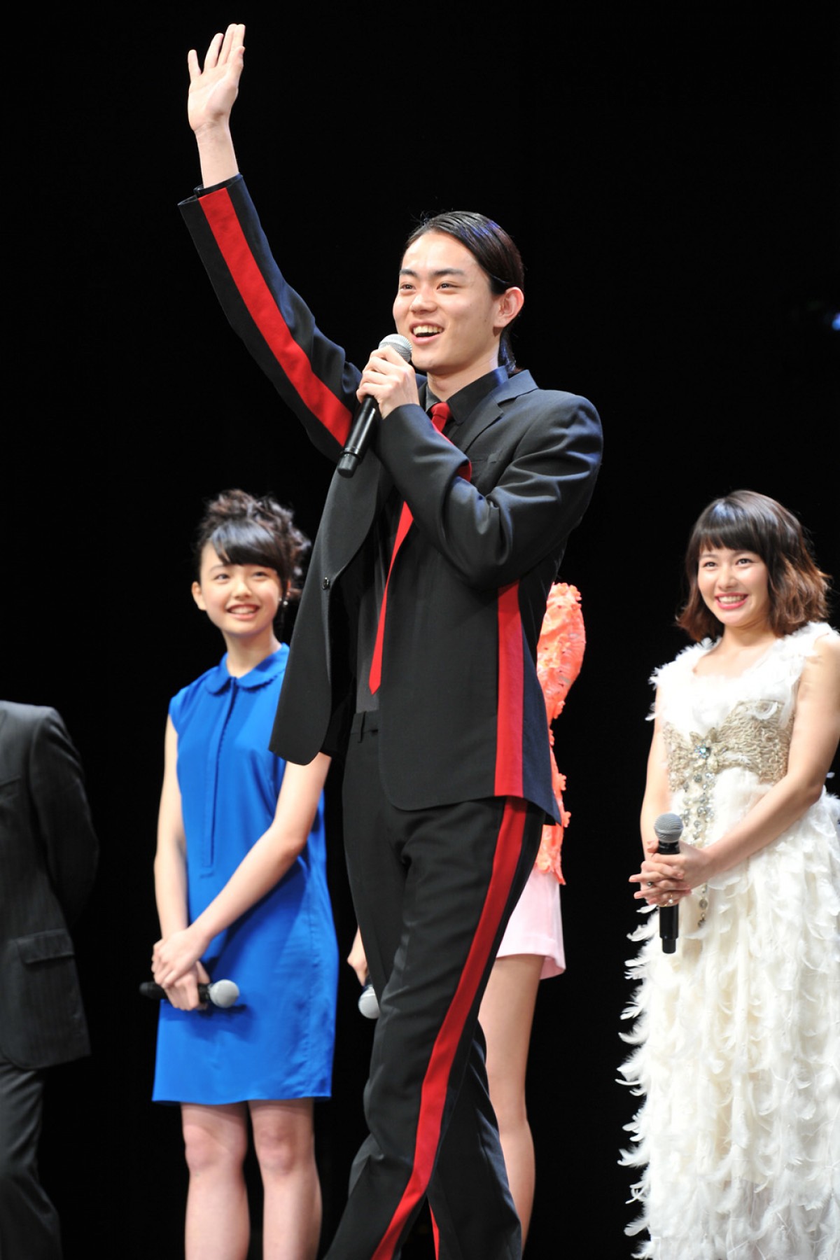 山田涼介、橋本環奈を「CGより全然かわいい」 ファン悲鳴も「妬くなよ！」で歓声に