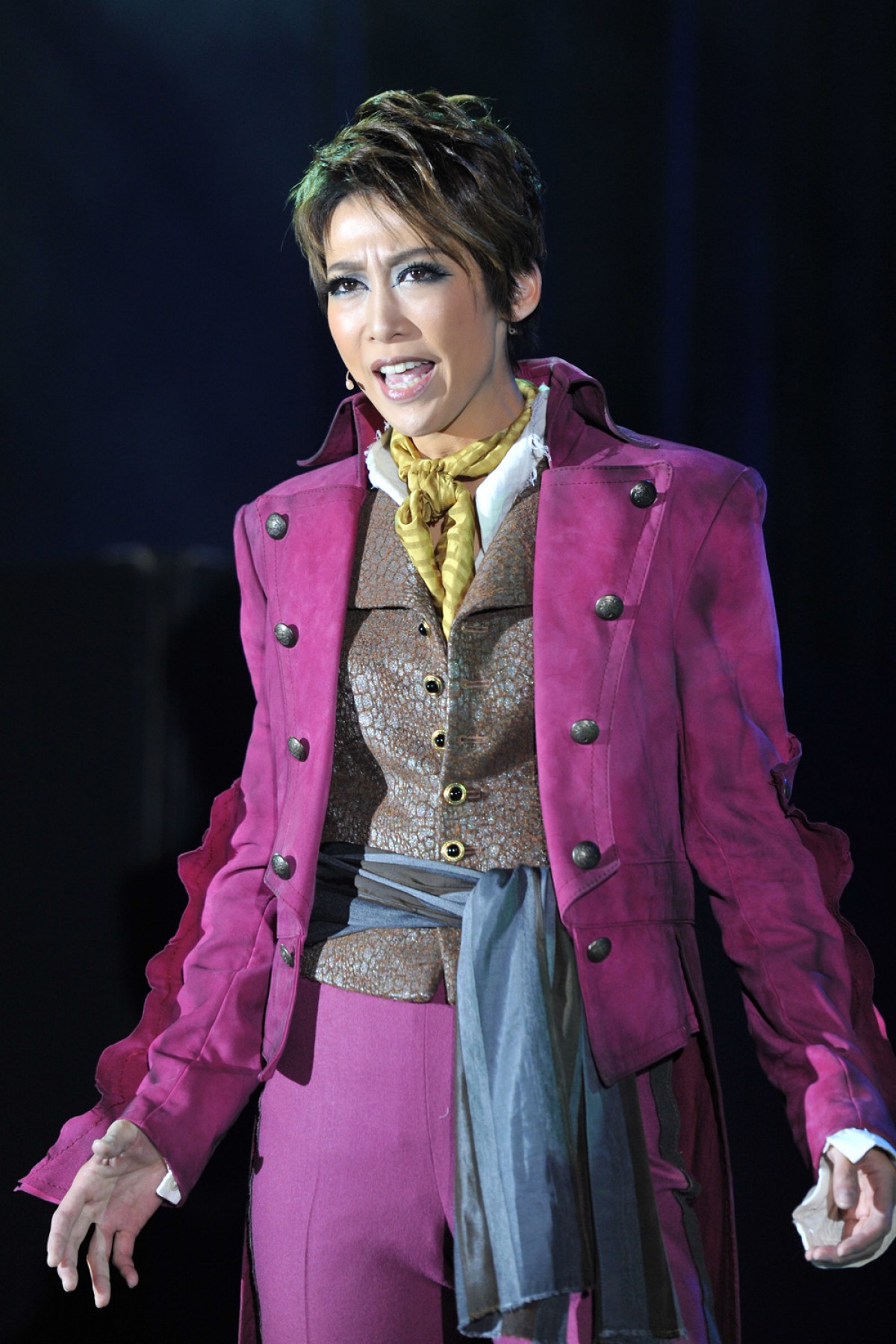 龍真咲、新公演は「自分への挑戦」　日本初上陸作品に意気込み