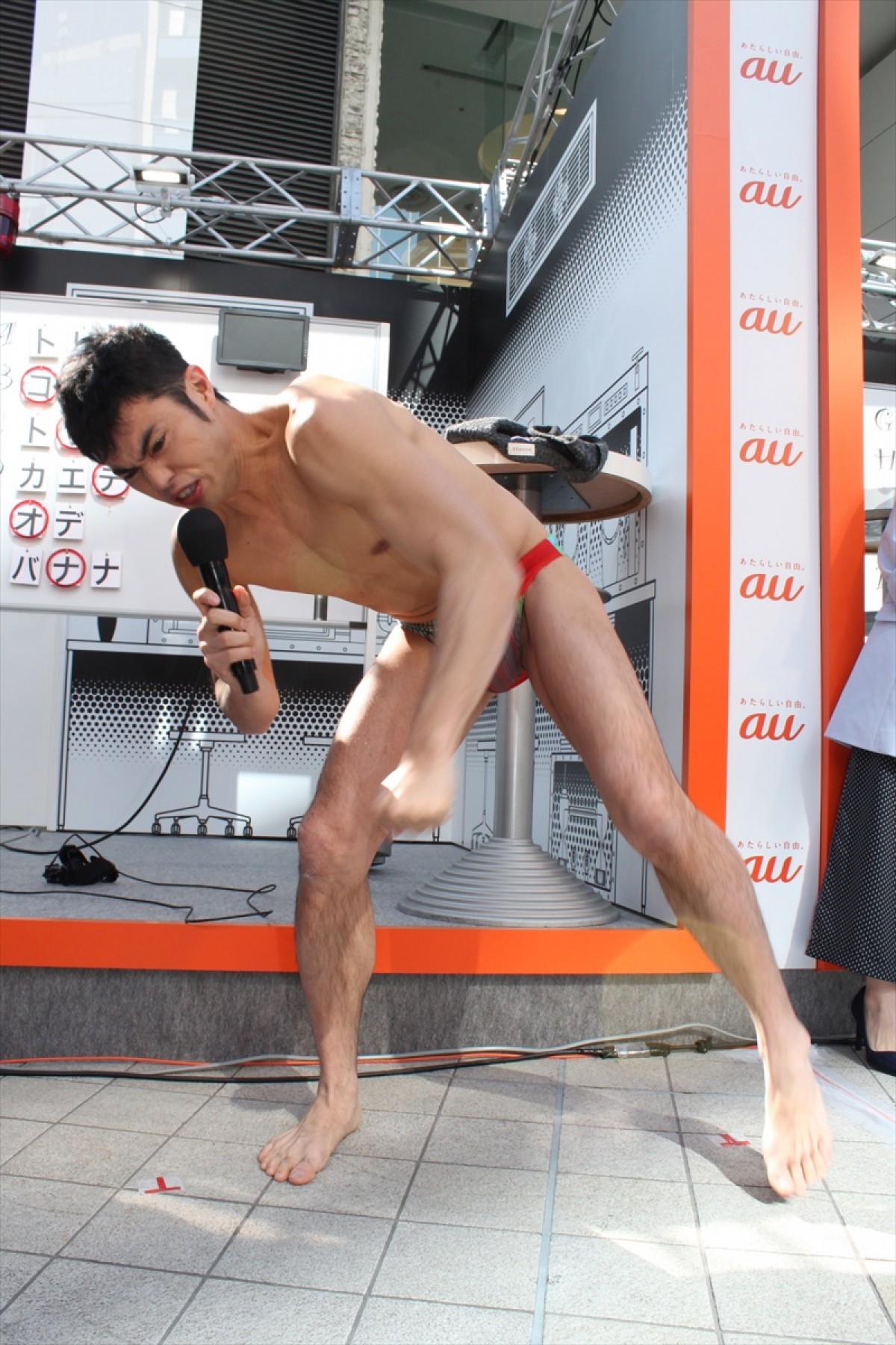 鈴木奈々＆小島よしお、謎解きゲームに挑戦　小島の活躍に「初めてかっこよく見えた」