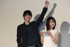 福士蒼汰、有村架純、『ストロボ・エッジ』初日舞台挨拶に登場