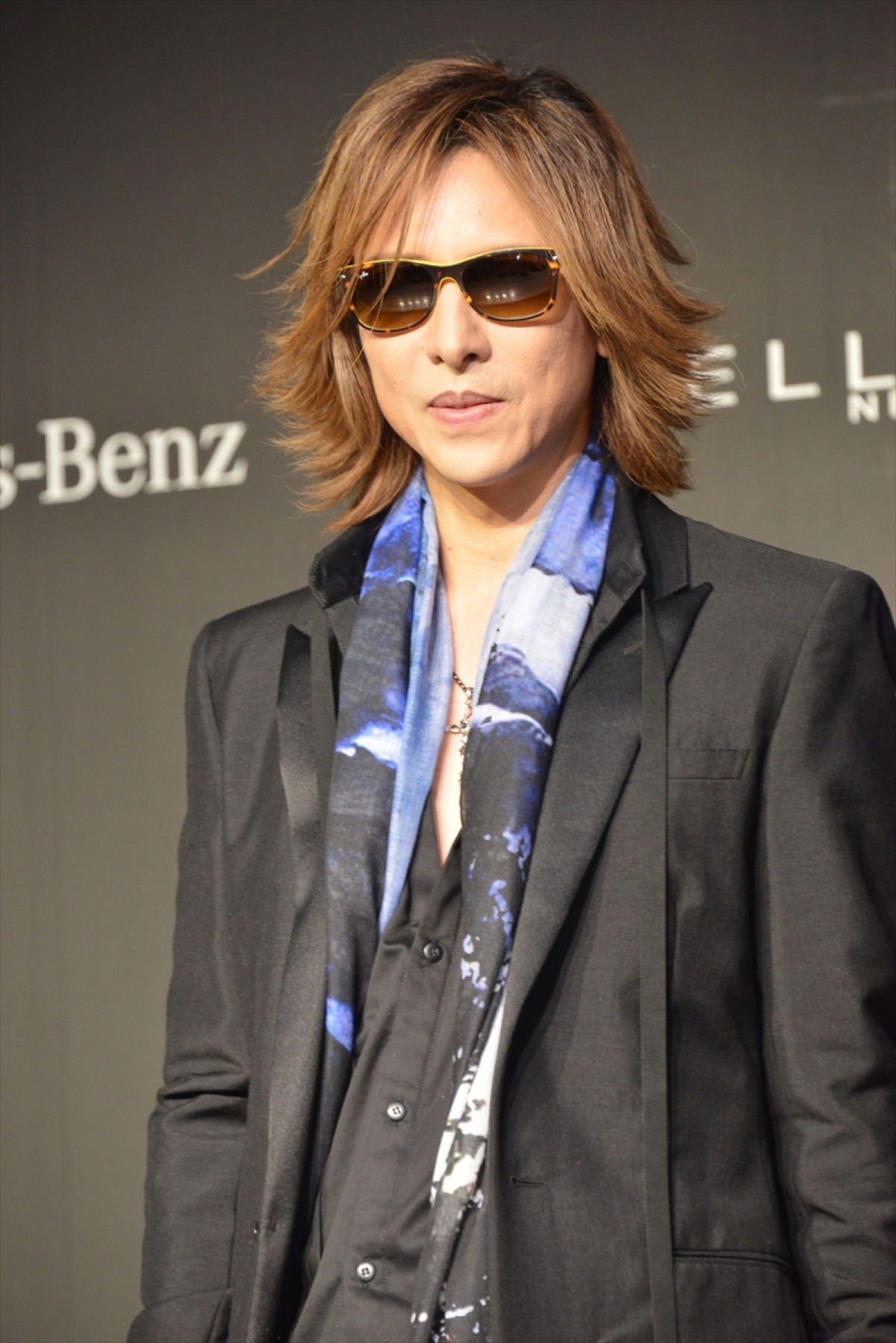 “「Mercedes‐Benz Fashion Week TOKYO」2015‐16　秋冬”オープニングイベントに登場したYOSHIKI