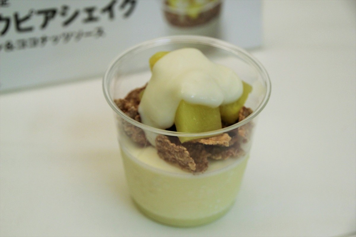 モスバーガー、健康意識の新商品発売！大豆・豆乳使用のバーガーを一足早く食べてきた
