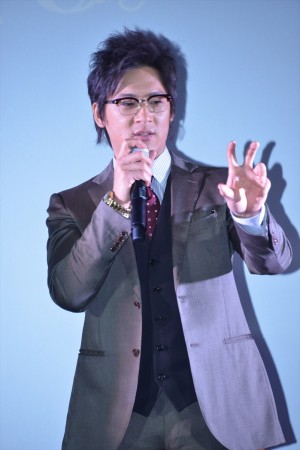 『聖闘士星矢 黄金魂‐soulofgold‐』製作発表に登場した細川茂樹