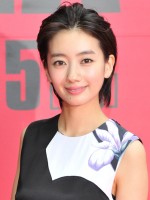 『あさが来た』波瑠の起用で「朝ドラ」男性視聴者が増える!?
