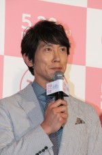 『夫婦フーフー日記』完成披露上映イベントに登壇した佐々木蔵之介