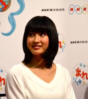 土屋太鳳、連続テレビ小説『まれ』横浜ロケ 取材会にて