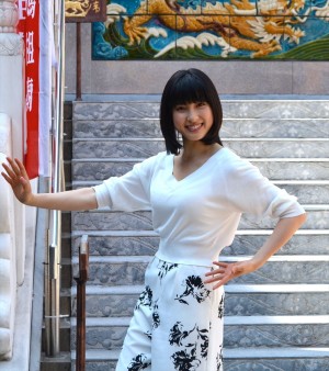 土屋太鳳、連続テレビ小説『まれ』横浜ロケ 取材会にて