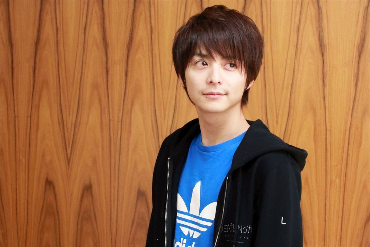 小池徹平、見どころは“デスミュ”　舞台『デスノート』は「歌いながらテニスします」