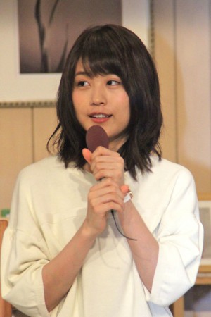 有村架純、ドラマ『ようこそ、わが家へ』記者会見にて