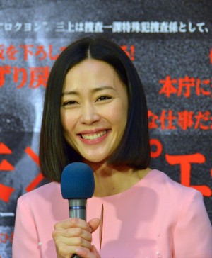 ドラマ『64（ロクヨン）』記者会見に登場した木村佳乃