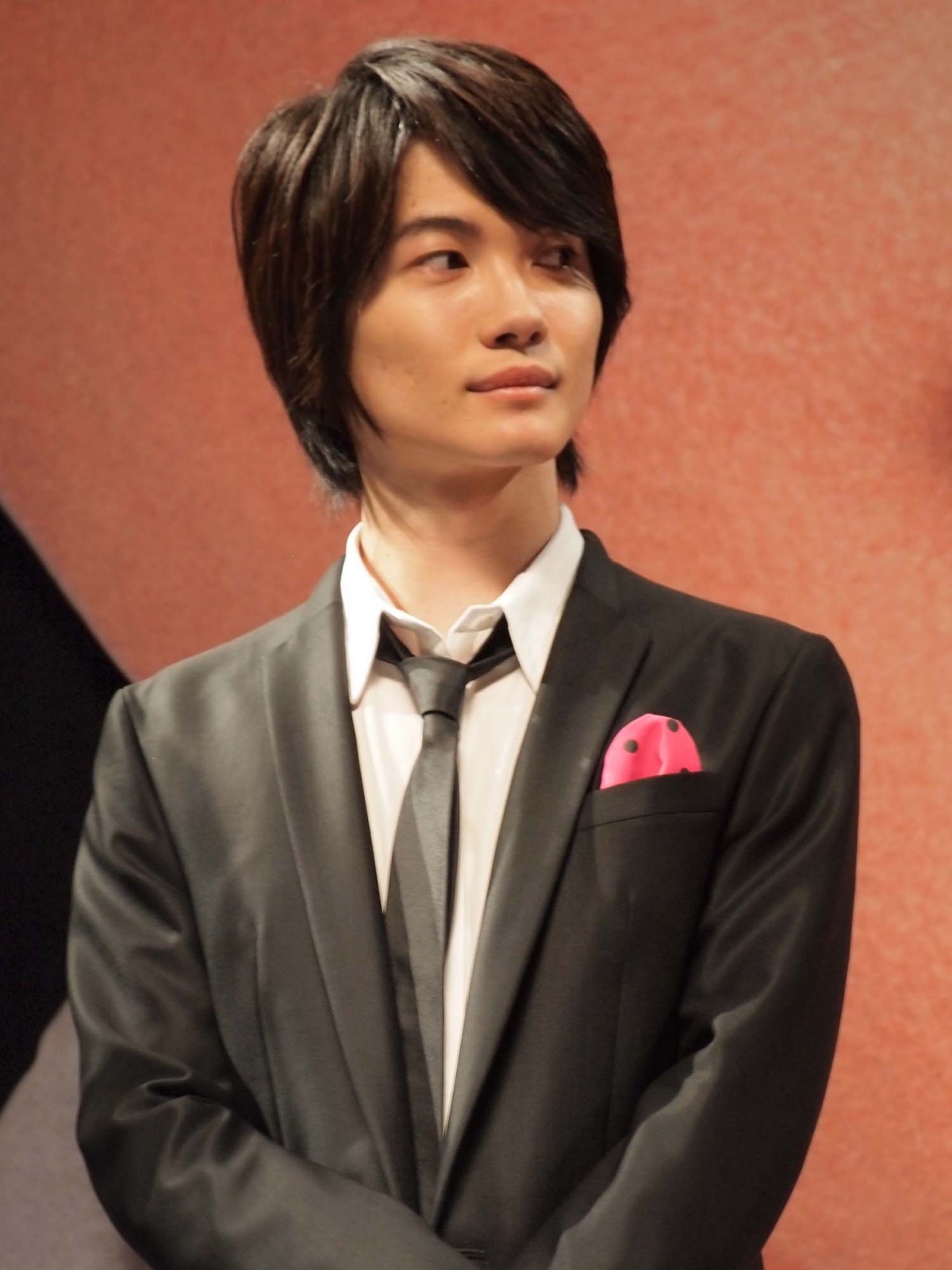 真木よう子、“悩める女子”を熱演　普段の自分は「脳内会議しません」