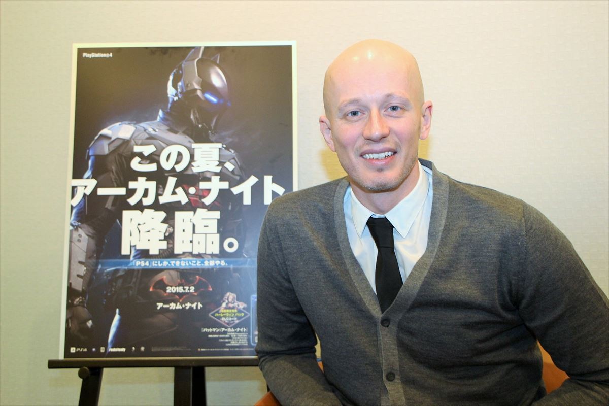 『バットマン:アーカム・ナイト』ガイ・パーキンス氏「超楽しいです」と満面の笑み