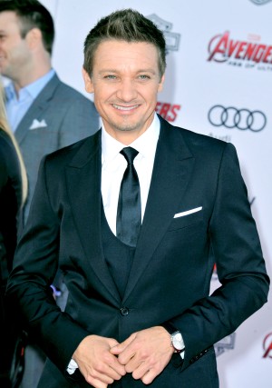 ジェレミー・レナー、『アベンジャーズ／エイジ・オブ・ウルトロン』ワールド・プレミアにて