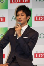 松坂桃李、ロッテガム「ACUO」新CM発表会にて