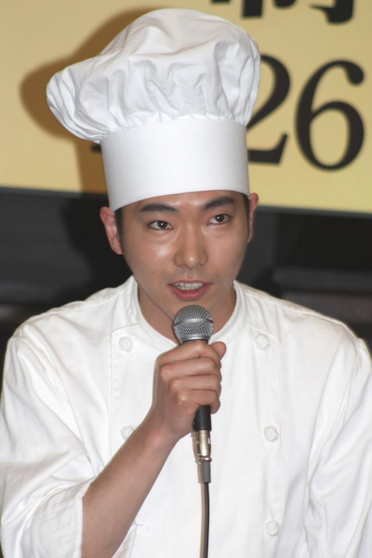 佐藤健、料理人役も包丁持つのは初めて「刀は持っていましたけど…」