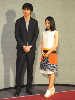 『花燃ゆ』第18回完成披露試写会に出席した東出昌大、井上真央