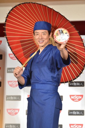 「日清麺職人」新CM発表会に登場した松岡修造