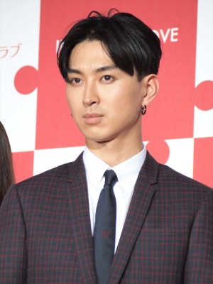 『イニシエーション・ラブ』完成報告会見に登壇した松田翔太