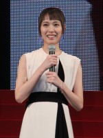 『予告犯』完成披露舞台挨拶に登壇した戸田恵梨香