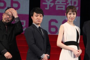 『予告犯』完成披露舞台挨拶に登壇した中村義洋監督、濱田岳、戸田恵梨香