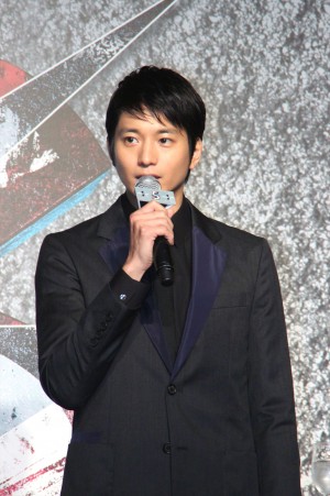 『劇場版 Sエス‐最後の警官‐』製作報告会に出席した向井理