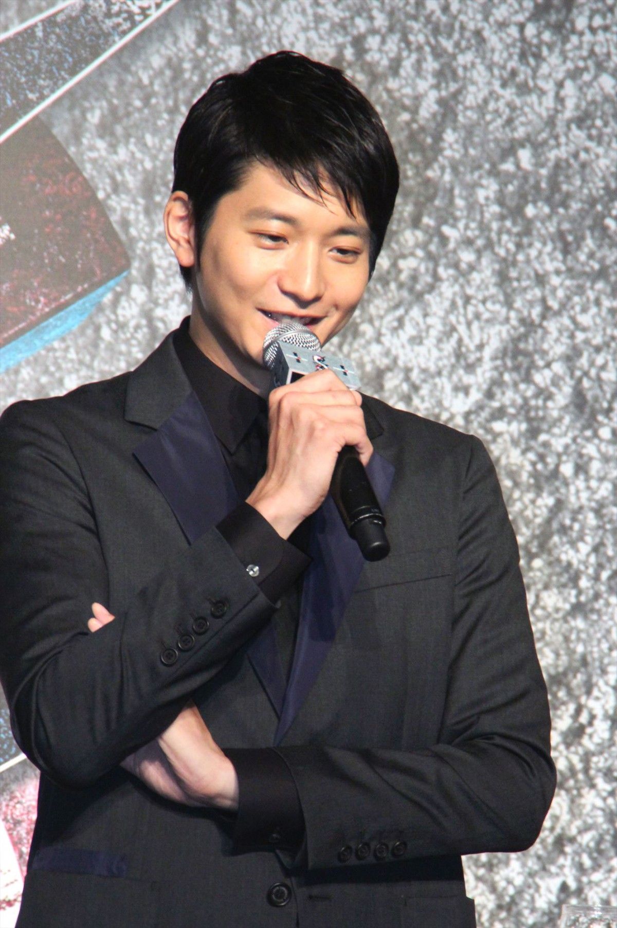向井理、守っていきたいものは「家族です」 第1子授かり綾野剛も「グッときました」