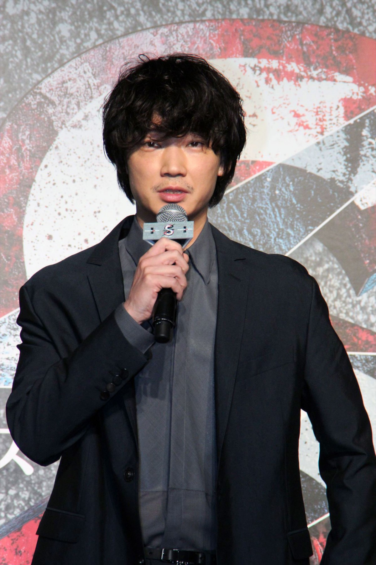 向井理、守っていきたいものは「家族です」 第1子授かり綾野剛も「グッときました」