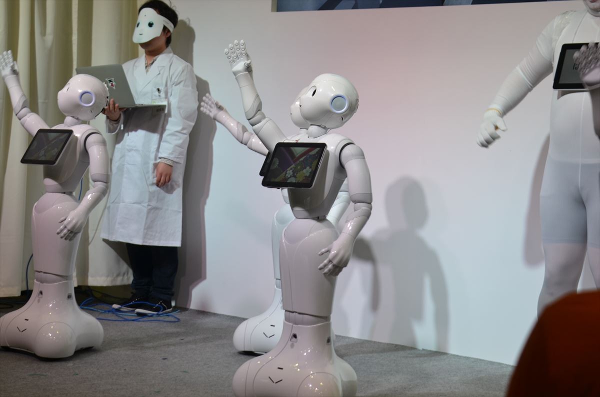 ＜ニコニコ超会議2015＞フォト特集！大相撲、コンパニオン、痛車、妖怪ウォッチ…