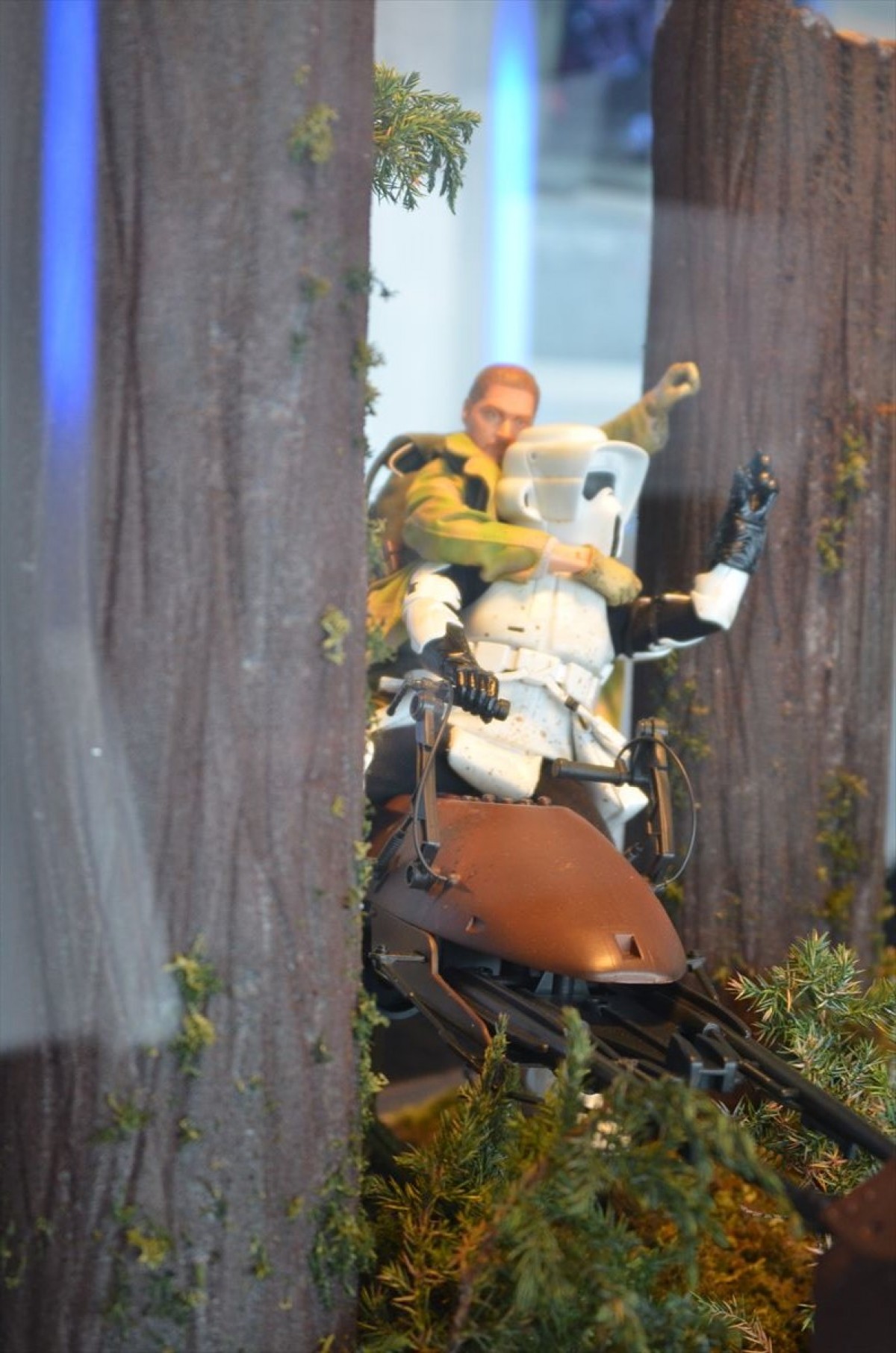 ＜フォト特集＞「スター・ウォーズ展」アート作品から衣装展示、ダース・ベイダーまで