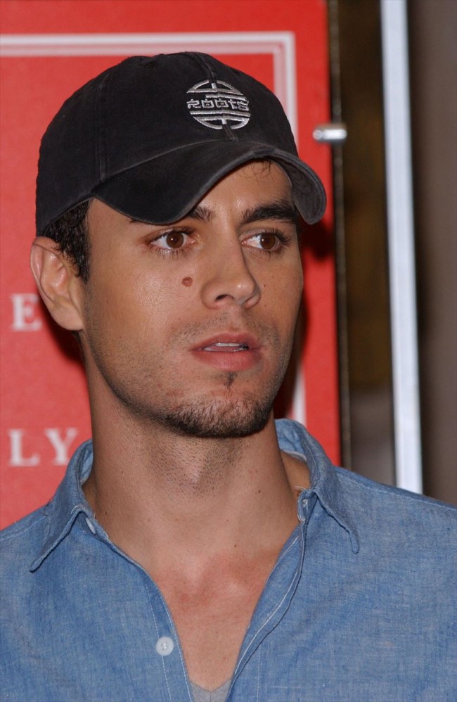 エンリケ・イグレシアス　Enrique Iglesias
