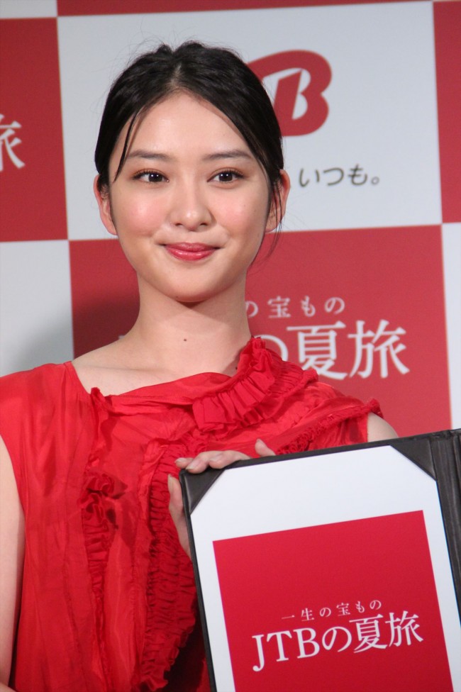 武井咲 Takahiroとの交際は ないです と完全否定 自身恋愛観は 年上がいい 15年5月7日 写真 エンタメ ニュース クランクイン