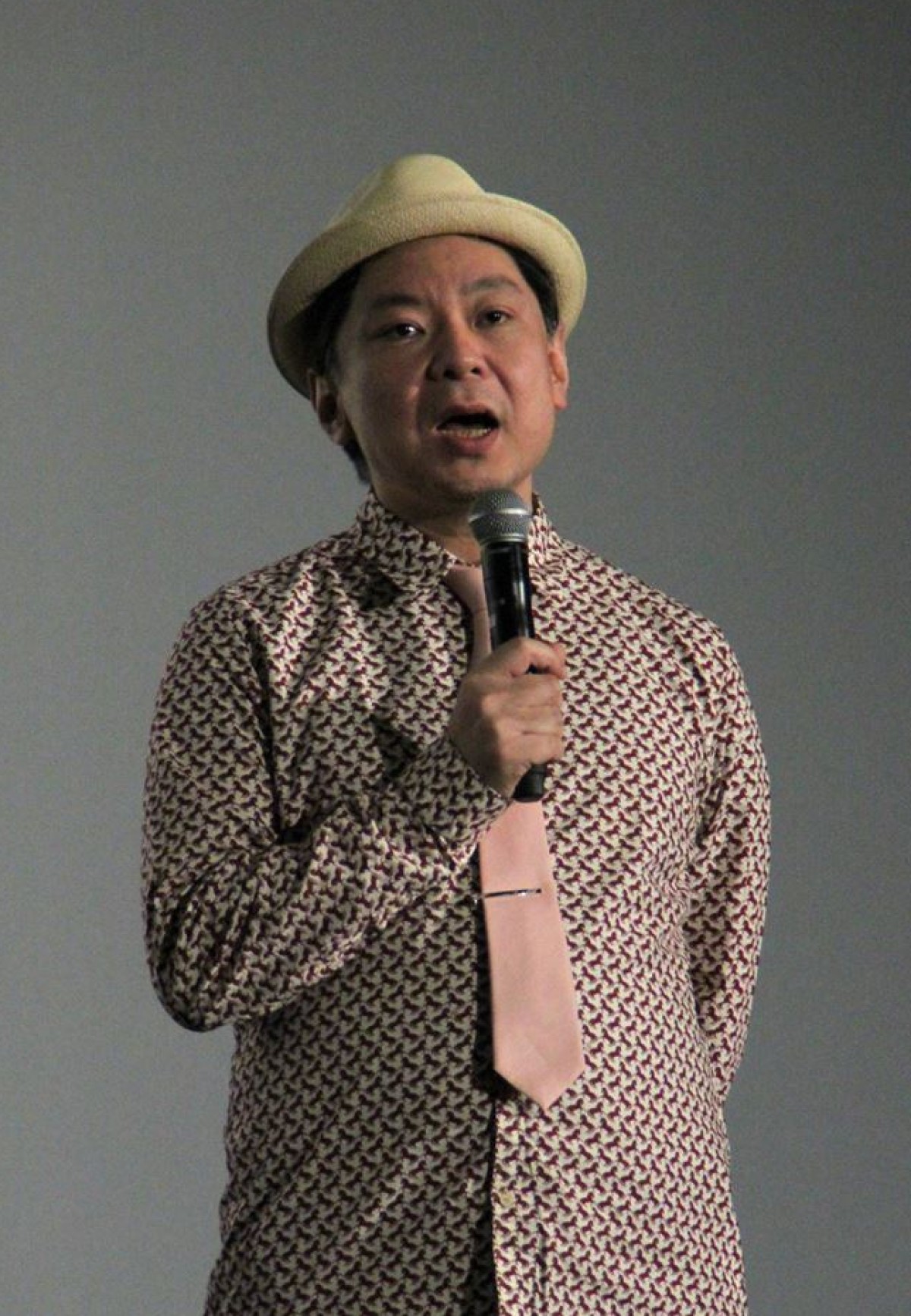 綾野剛、山田孝之と謎の入籍宣言「俺はお前のことを色々知っている」