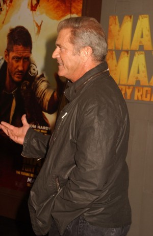 『マッドマックス』プレミアに登場した俳優のメル・ギブソン