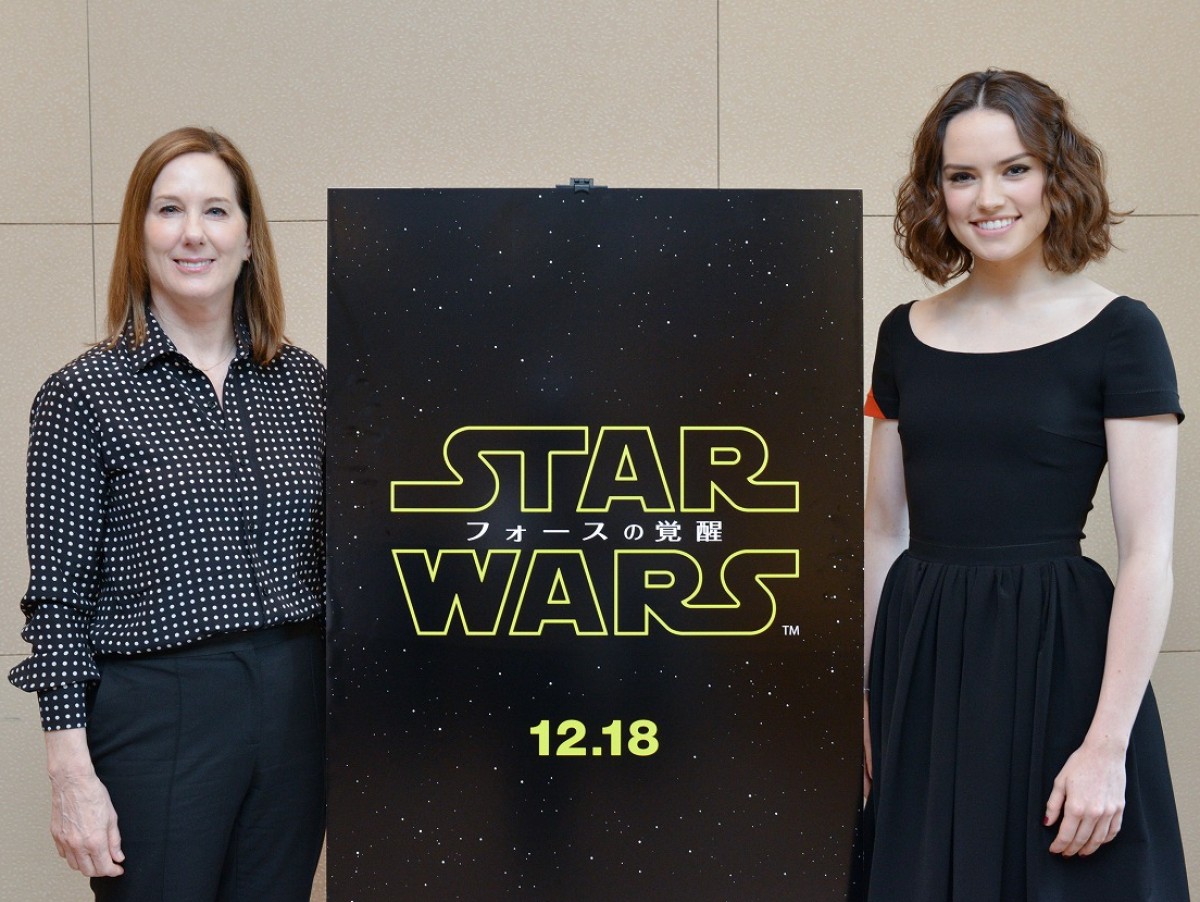 『スター・ウォーズ/フォースの覚醒』新ヒロイン、デイジー・リドリー&キャスリーン・ケネディプロデューサーにインタビュー