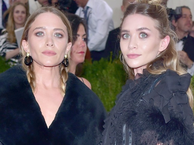 Met Gala 2015 20150504　アシュレイ・オルセン、メアリー＝ケイト・オルセン、Ashley Olsen 、Mary‐Kate Olsen