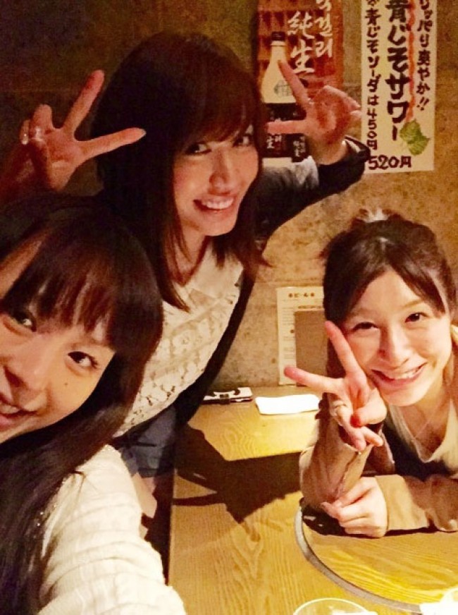 平野綾、大島麻衣&おかもとまりと『ピカルの定理』女子会
