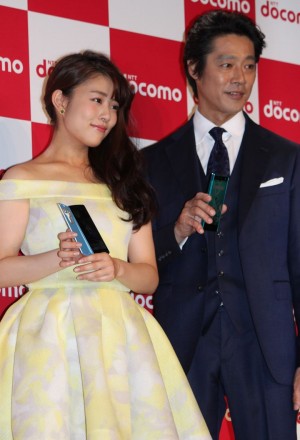高畑充希、堤真一、「ドコモ  2015夏 新サービス・新商品発表会」にて