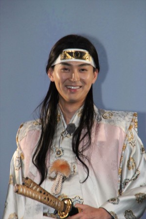 松田翔太、au発表会2015 Summerにて