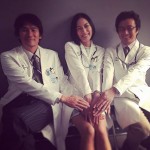 板谷由夏、「見ちゃイヤん」　伊原剛志＆水橋研二との仲良しショット